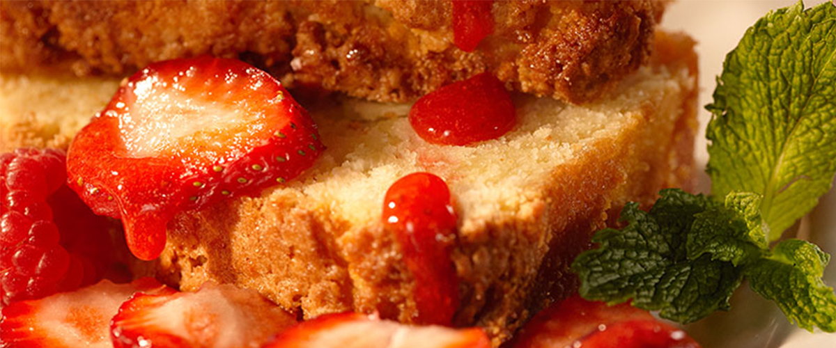 Strawberry Pound Cake