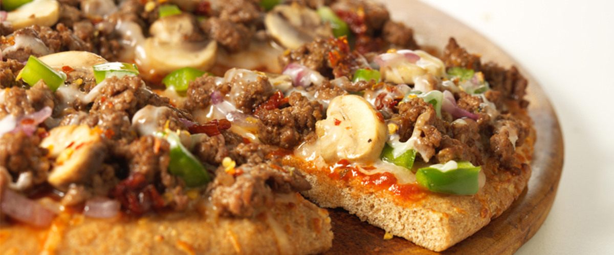 Laura's Lean Beef Pizza Romano