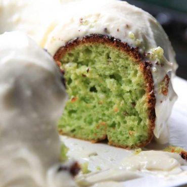 Pistachio Pudding Cake